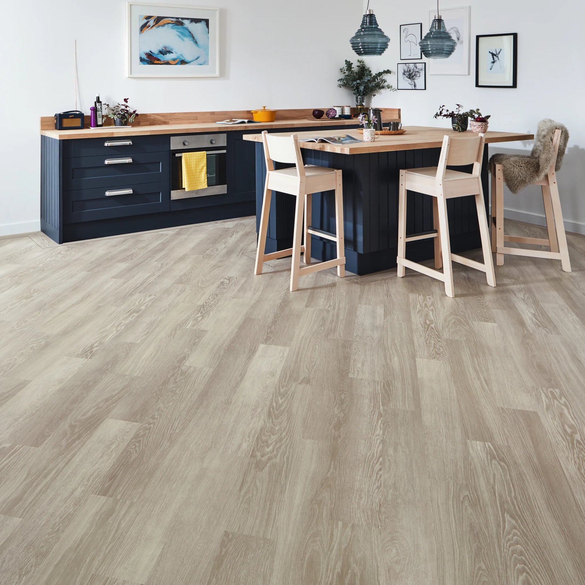 Karndean Knight Tile Grey Limed Oak KP138 - Premier Carpets & Flooring Ltd
