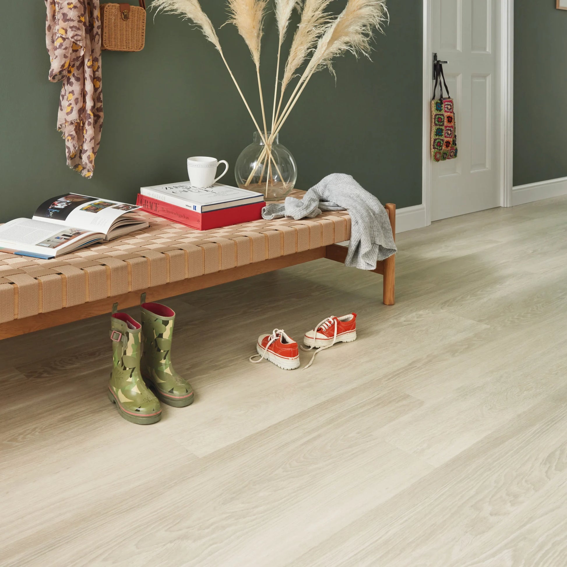 Karndean Knight Tile Nordic Limed Oak KP153 - Premier Carpets & Flooring Ltd