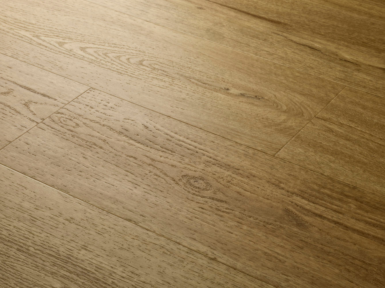 Elements Inspirations Classic Oak EIP09 Plank - Premier Carpets & Flooring Ltd