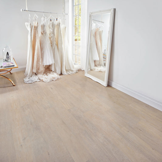 Karndean Knight Tile Coastal Sawn Oak KP136 - Premier Carpets & Flooring Ltd