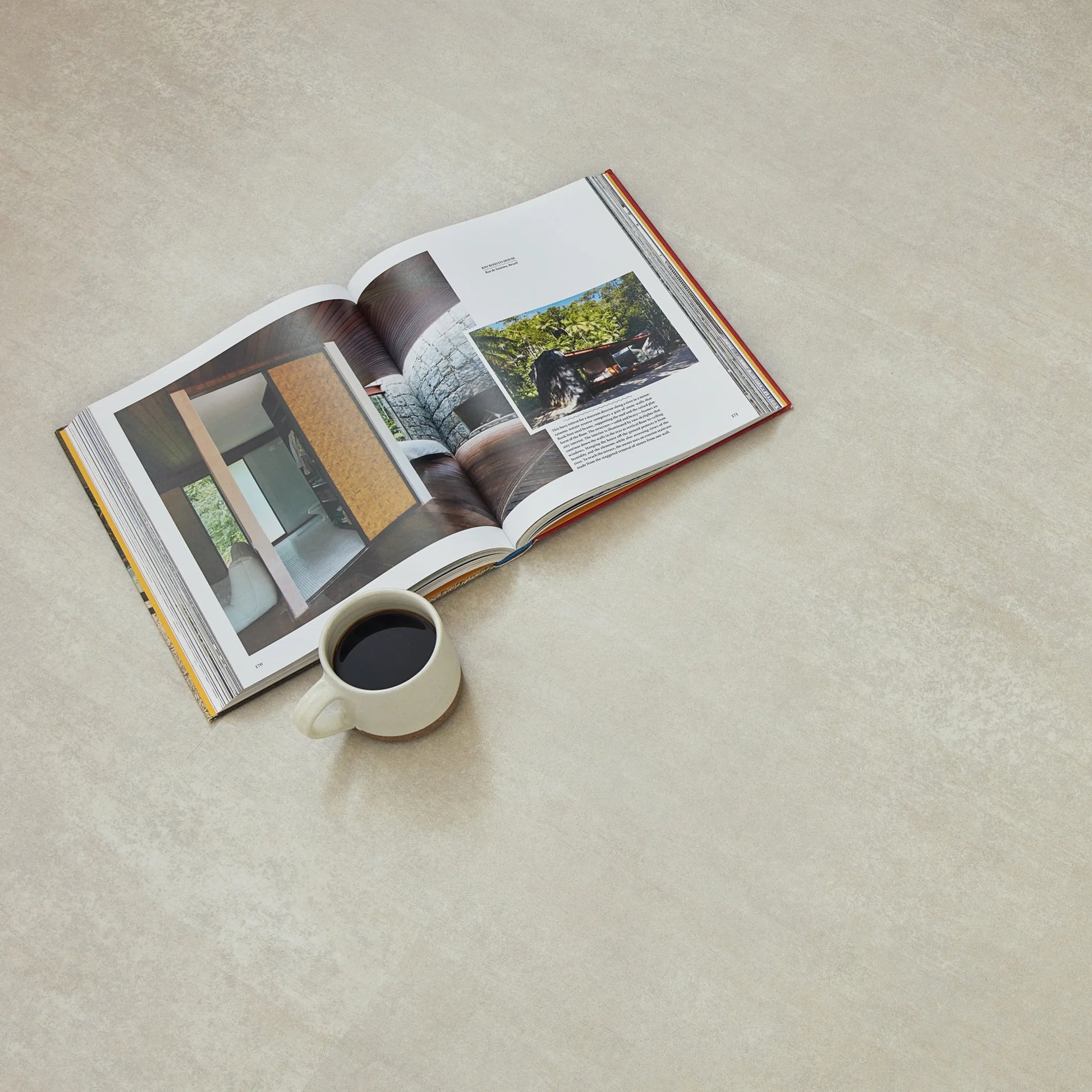 Karndean Knight Tile Dove Grey Concrete ST21 - Premier Carpets & Flooring Ltd