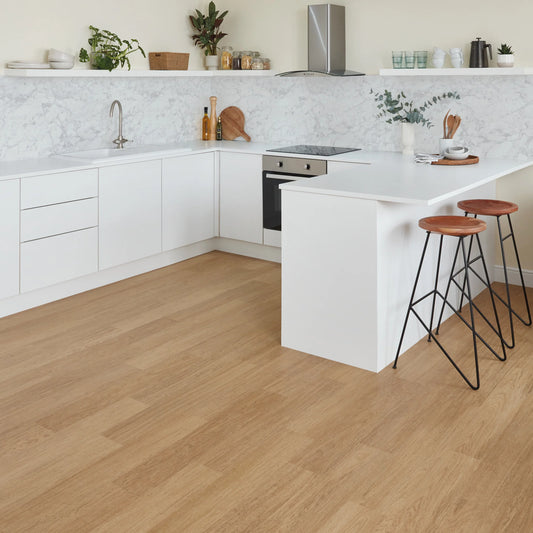 Karndean Knight Tile Natural Studio Oak KP151 - Premier Carpets & Flooring Ltd