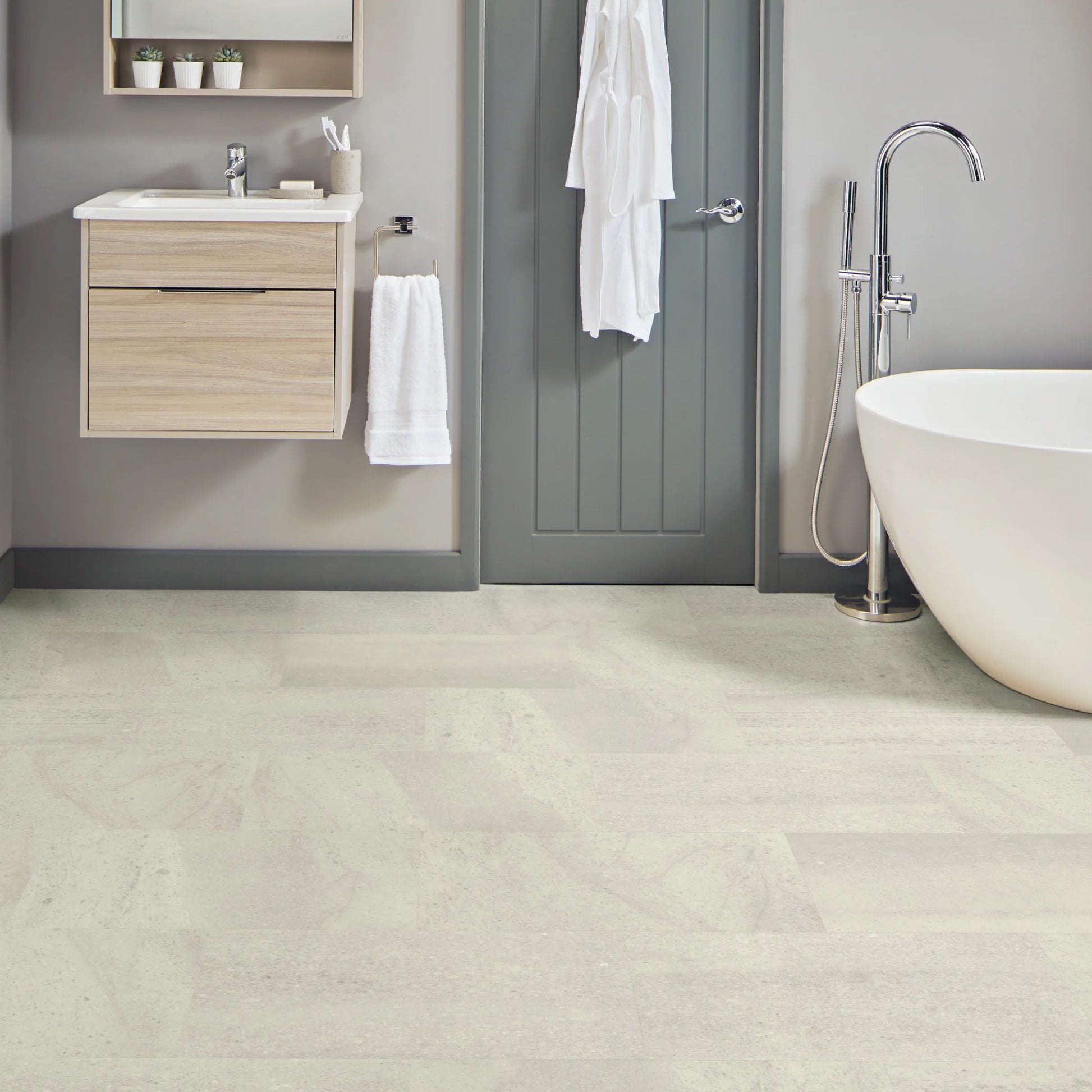 Karndean Knight Tile Rigid Core Honed Oyster Slate SCB-ST17-18 - Premier Carpets & Flooring Ltd