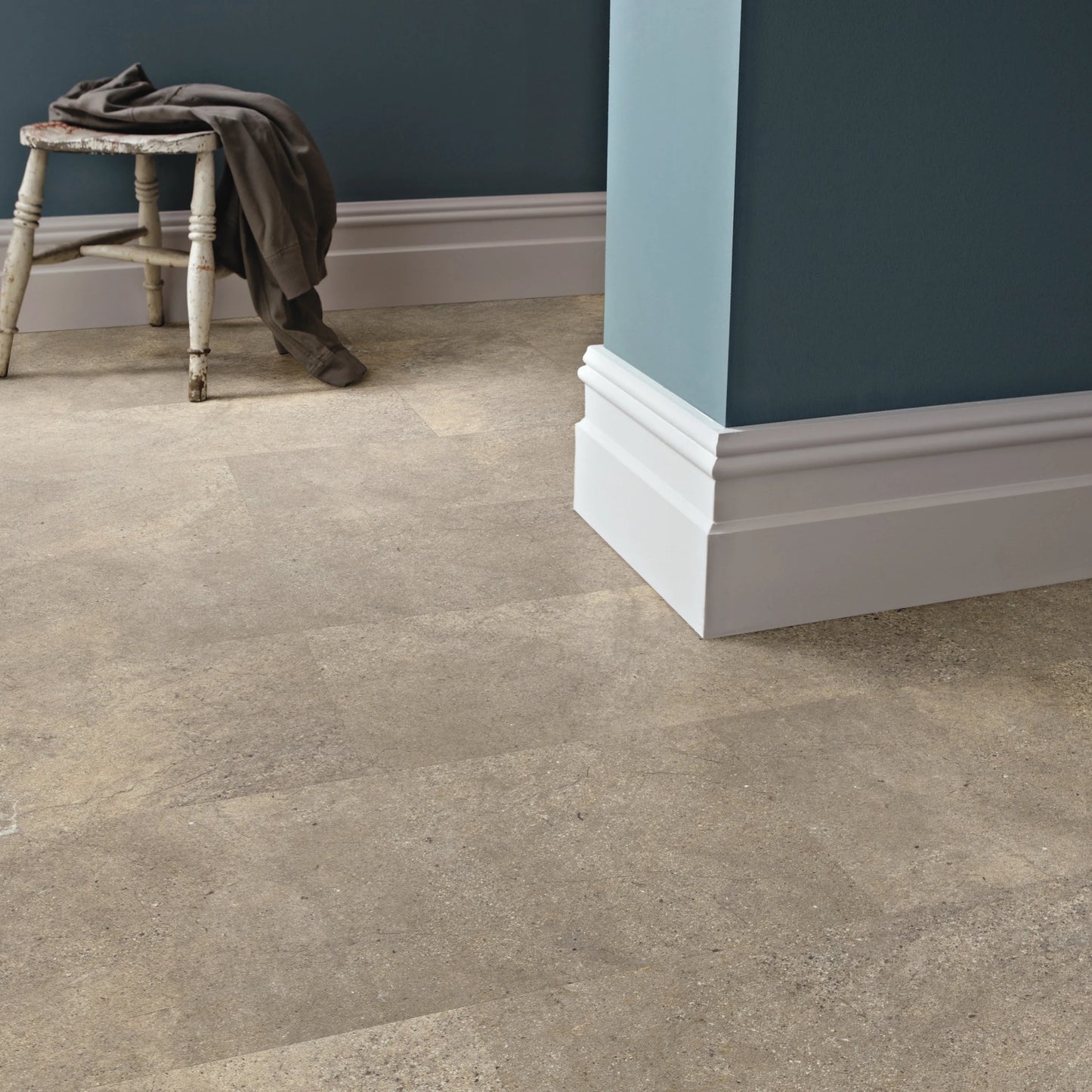 Karndean Knight Tile Rigid Core Portland Stone SCB-ST13-18 - Premier Carpets & Flooring Ltd