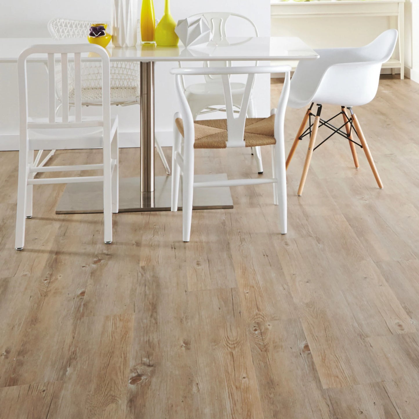 Karndean Van Gogh Country Oak VGW81T - Premier Carpets & Flooring Ltd