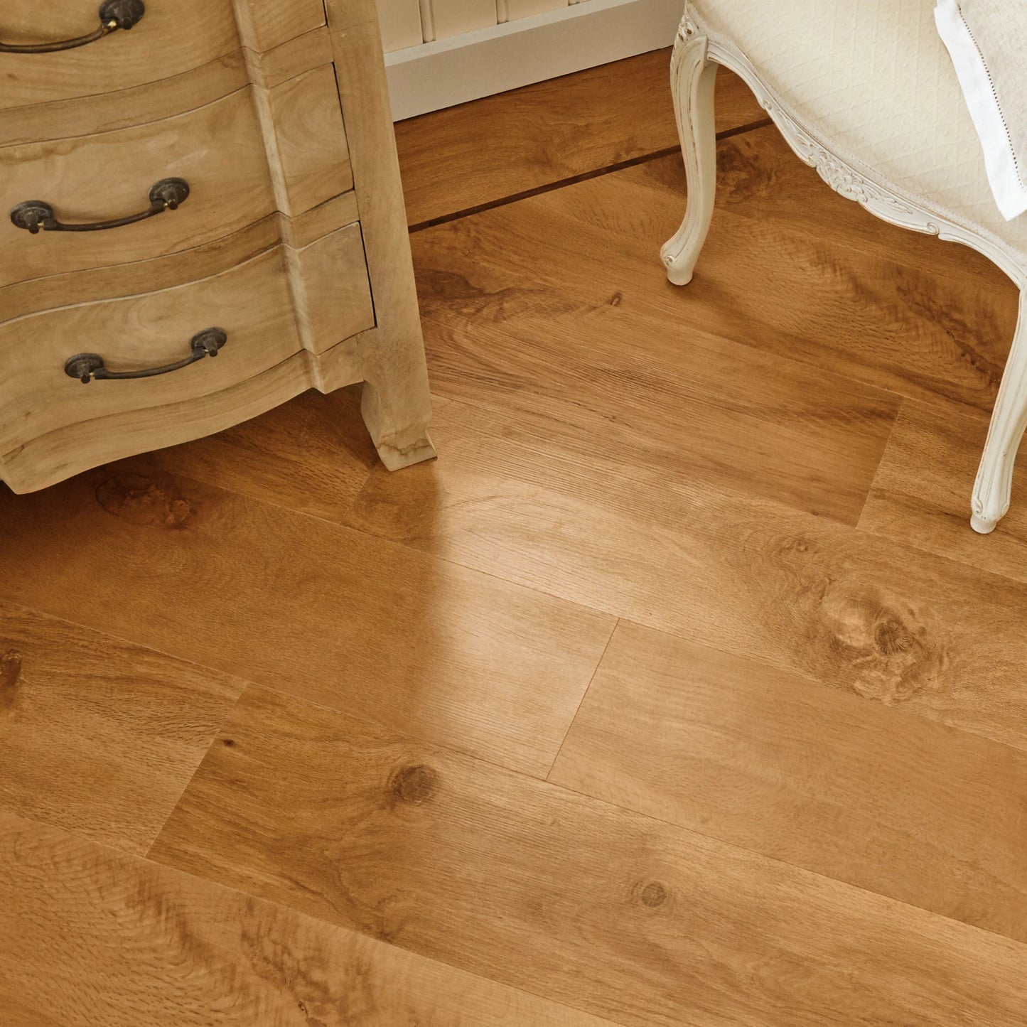 Karndean Van Gogh Wellington Oak VGW53T - Premier Carpets & Flooring Ltd