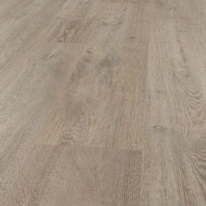 Polyflor Camaro Fenland Oak 2258 - Premier Carpets & Flooring Ltd