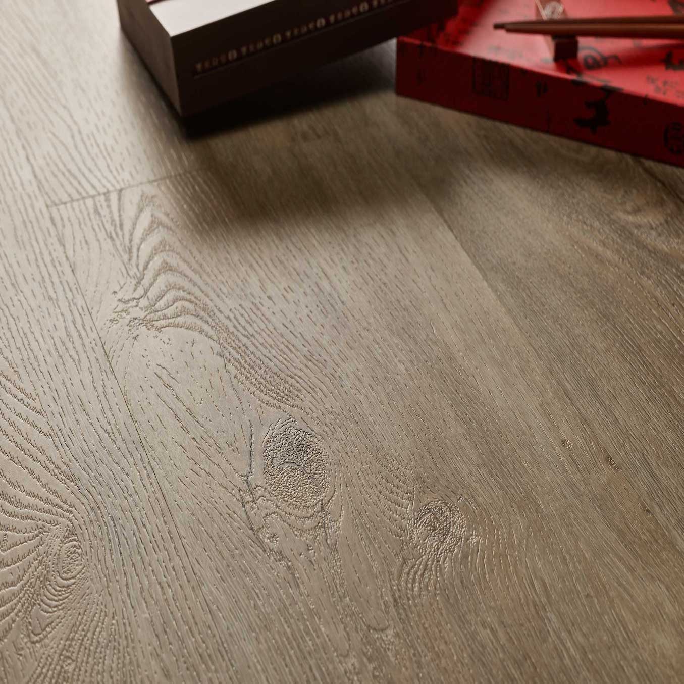 Textures LVT Weathered Oak TP05 Plank Flooring - Premier Carpets & Flooring Ltd