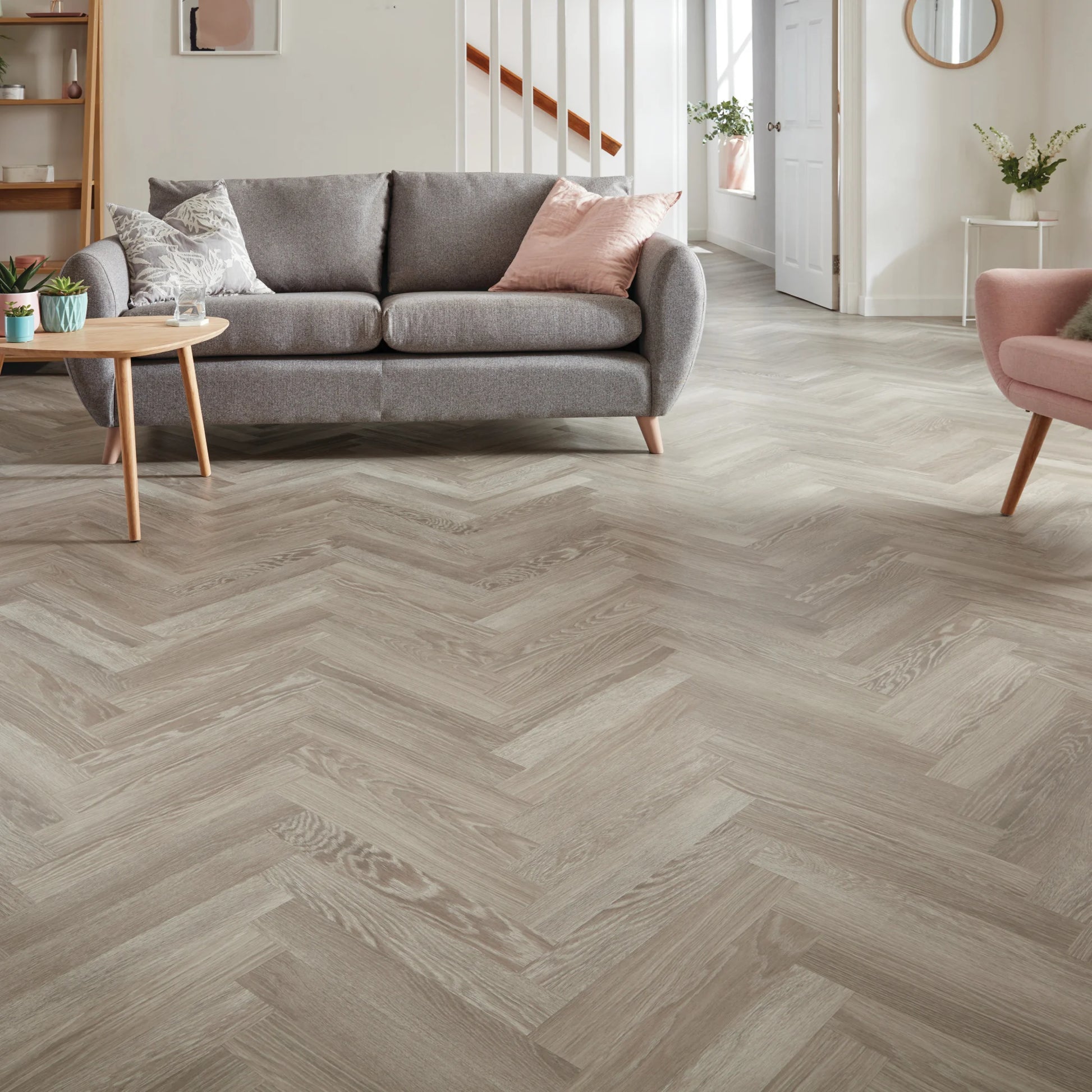 Karndean Knight Tile Grey Limed Oak SM-KP138 - Premier Carpets & Flooring Ltd