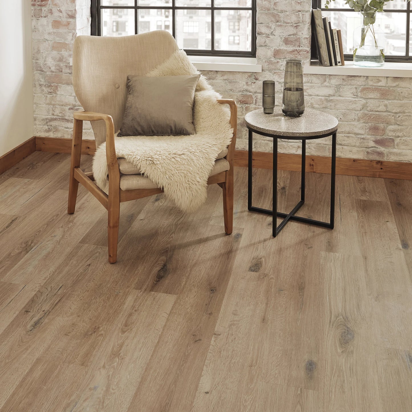 Karndean Knight Tile Washed Character Oak KP144