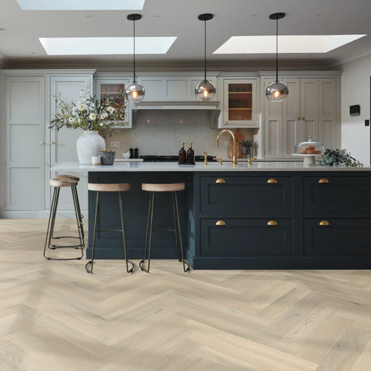 Karndean Art Select Basque Oak SM-RL26 - Premier Carpets & Flooring Ltd