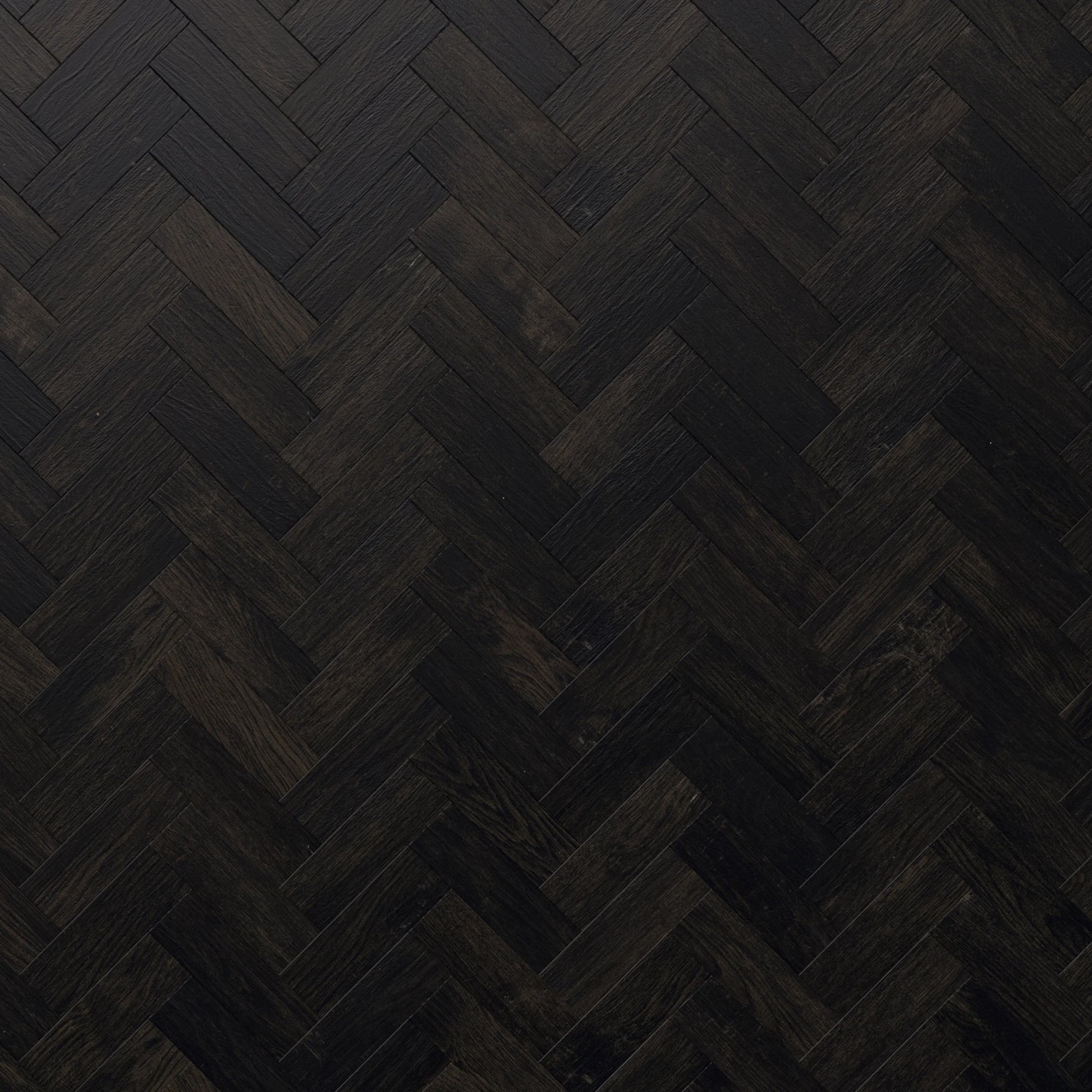 Karndean Art Select Midnight Oak AP03 - Premier Carpets & Flooring Ltd