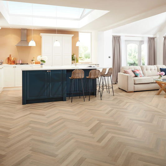 Karndean Art Select Mountain Oak SM-RL22 - Premier Carpets & Flooring Ltd