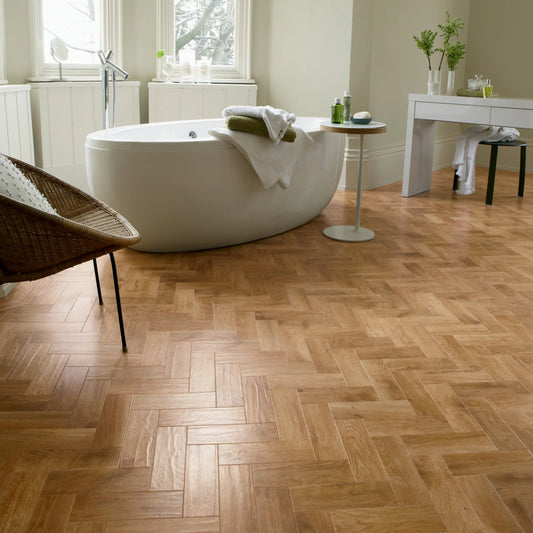 Karndean Art Select Spring Oak AP01 - Premier Carpets & Flooring Ltd