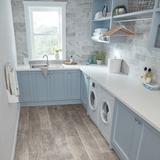Karndean Van Gogh Aged Redwood VGW100T - Premier Carpets & Flooring Ltd