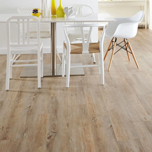 Karndean Van Gogh Country Oak VGW81T - Premier Carpets & Flooring Ltd