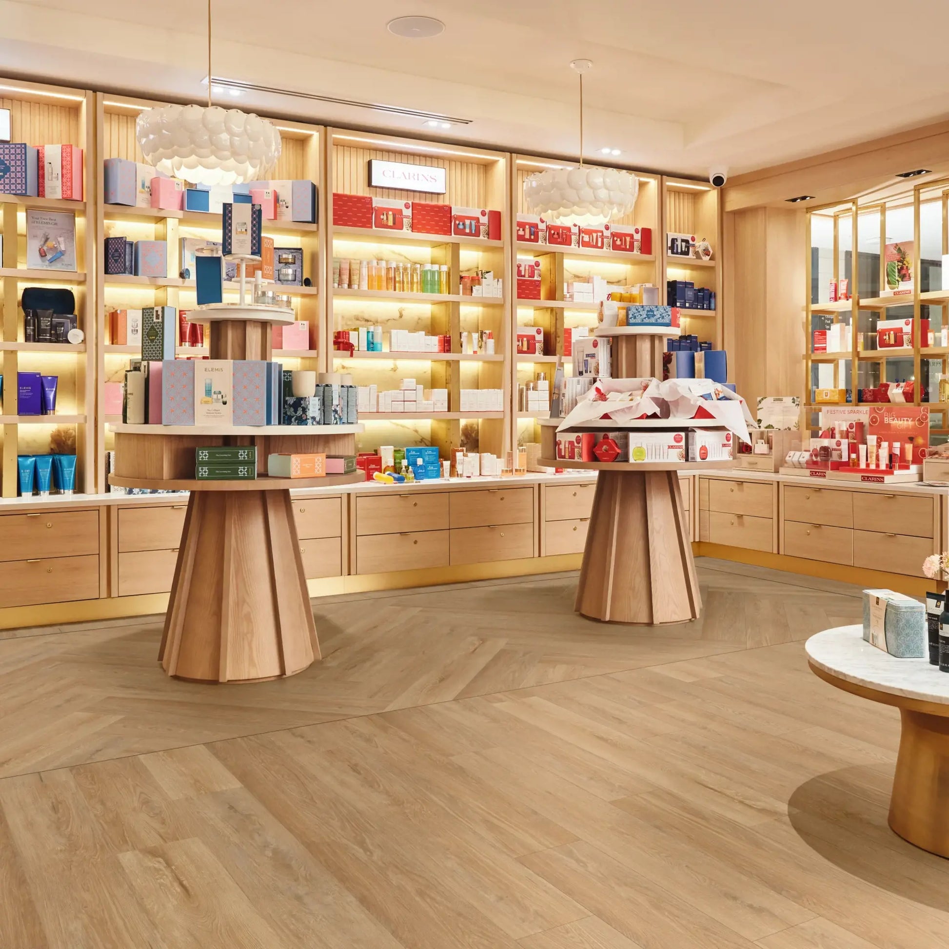 Karndean Van Gogh Croftmore Oak VGW8240 - Premier Carpets & Flooring Ltd