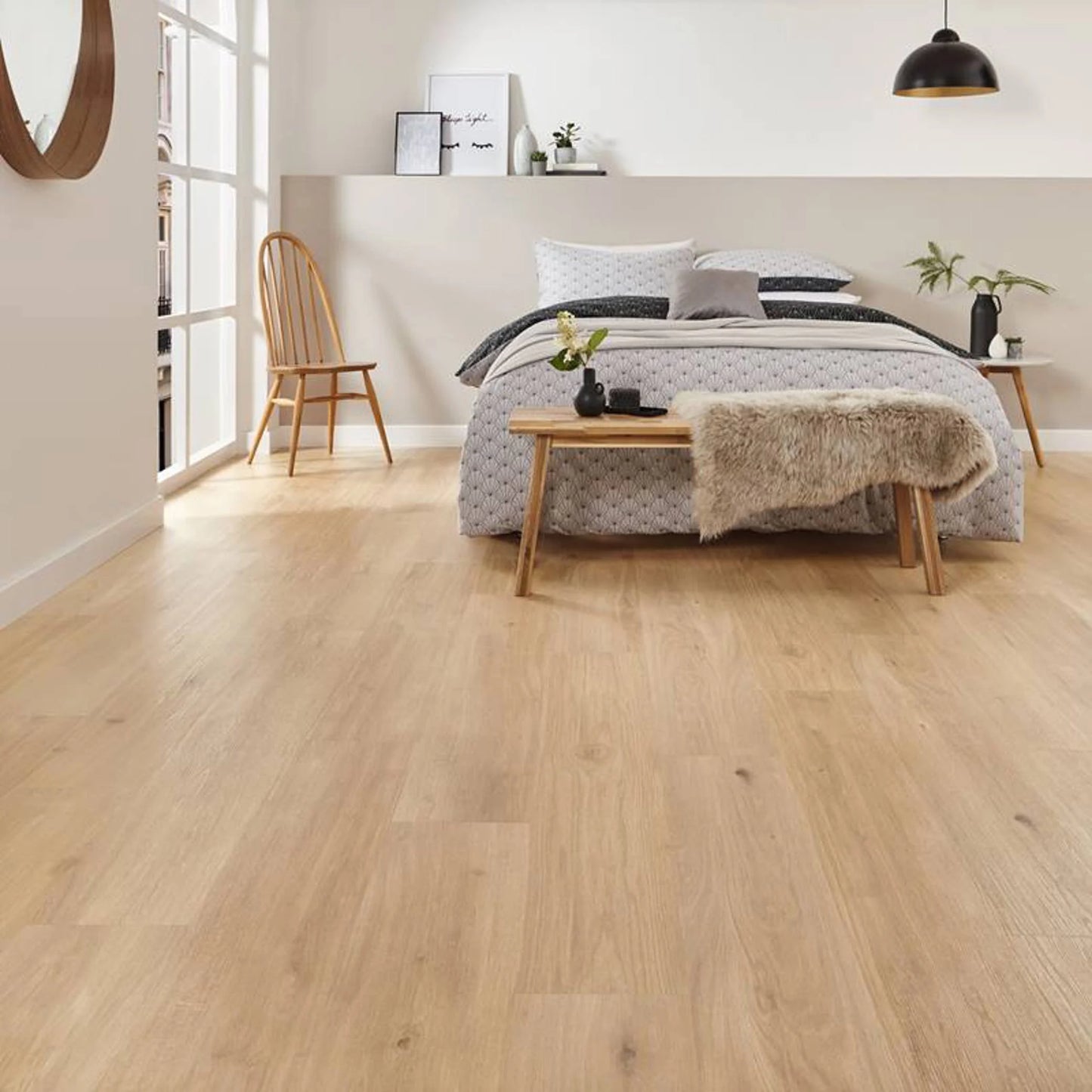 Karndean Van Gogh Rigid Core Canadian Nude Oak RKP8117 - Premier Carpets & Flooring Ltd