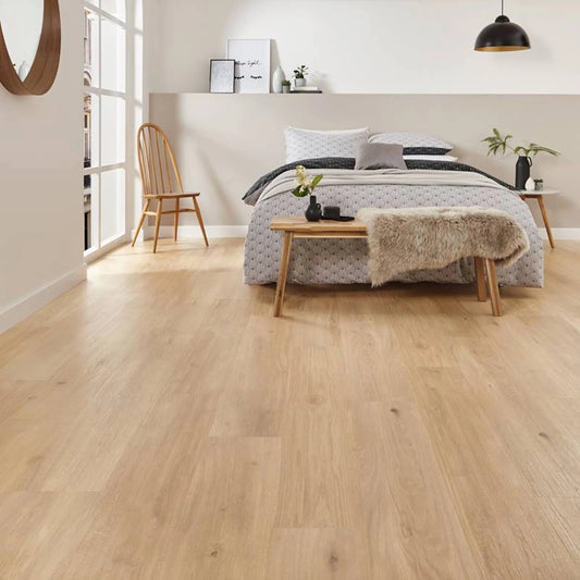 Karndean Van Gogh Rigid Core Canadian Nude Oak RKP8117 - Premier Carpets & Flooring Ltd