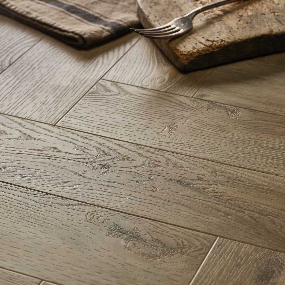 Textures LVT Weathered Oak TH05 Herringbone Flooring - Premier Carpets & Flooring Ltd