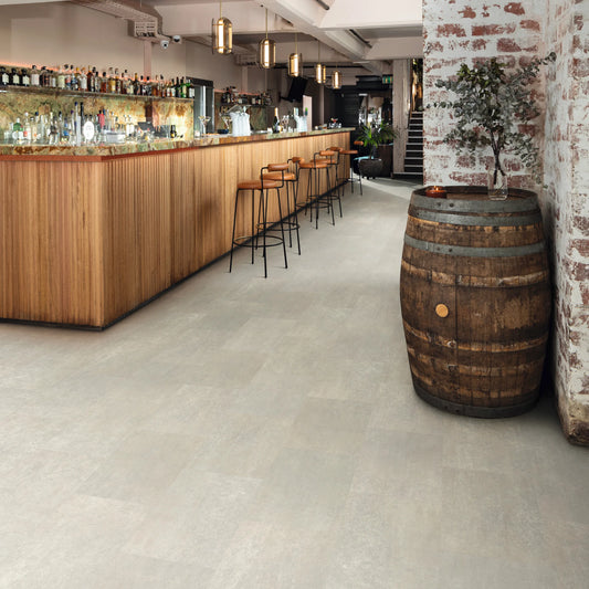 Karndean Knight Tile Rigid Core Dove Grey Concrete SCB-ST21-18